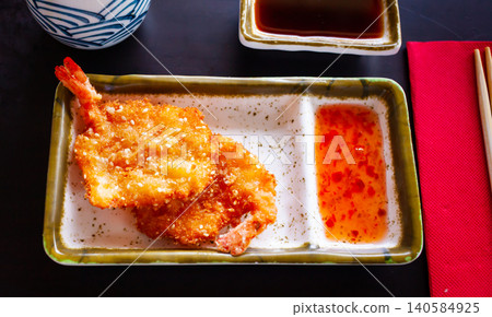 Appetizing fried shrimp Appetizing fried shrimp 140584925