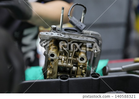 Cylinder head 140588321
