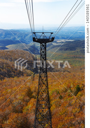 從八甲田纜車看到的八甲田山的紅葉 從八甲田纜車看到的八甲田山的紅葉 140589361