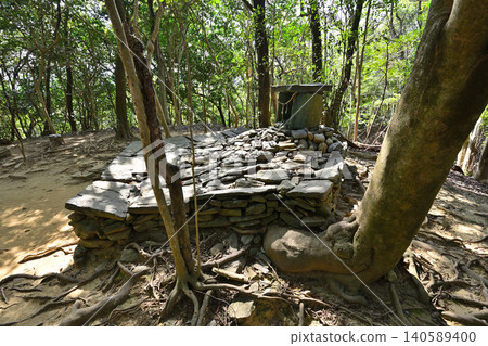 Ama-no-Iwakado-wake-Yakurahime Shrine: Pentagonal rock formation Ama-no-Iwakado-wake-Yakurahime Shrine: Pentagonal rock formation 140589400
