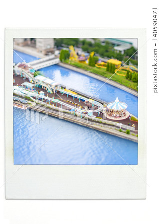 橫濱港未來中華街,微縮模型,採用傾斜鏡頭(Photoshop)處理,寶麗來風格。 橫濱港未來中華街,微縮模型,採用傾斜鏡頭(Photoshop)處理,寶麗來風格。 140590471