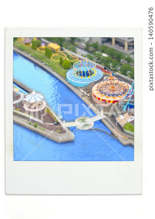 Yokohama Minato Mirai Chinatown, miniature processed with tilt lens (Photoshop), Polaroid style. Yokohama Minato Mirai Chinatown, miniature processed with tilt lens (Photoshop), Polaroid style. 140590476