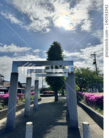 公園入口處有一座紀念碑 公園入口處有一座紀念碑 140591042