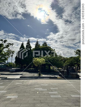 晴朗的早晨公園 晴朗的早晨公園 140591043