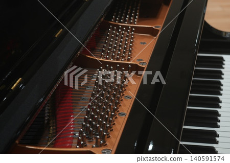 Grand piano Grand piano 140591574