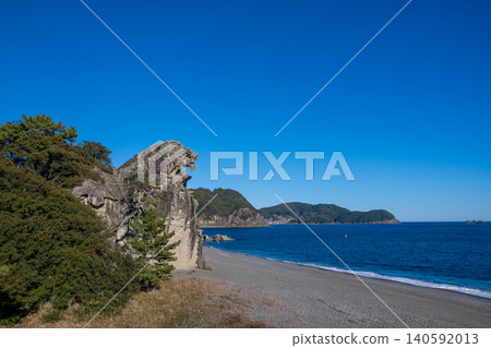 Kumano City, Mie Prefecture: World Heritage Site - Blue Sky and Shishiiwa (Lion Rock) Kumano City, Mie Prefecture: World Heritage Site - Blue Sky and Shishiiwa (Lion Rock) 140592013
