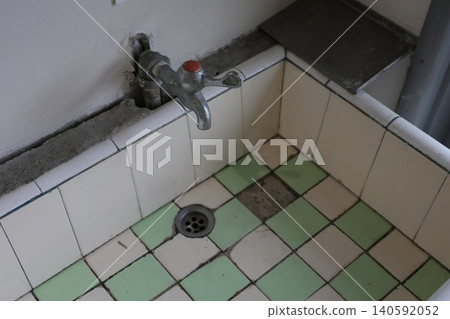 Old faucet Old faucet 140592052