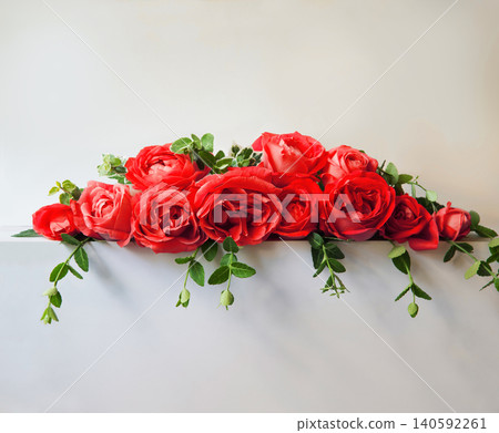 Bouquet of red roses on the table Bouquet of red roses on the table 140592261