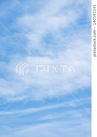 Blue sky, summer sky, clear summer sky, June image [Tokyo] 140593145
