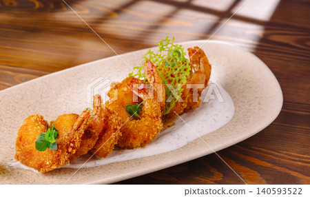 Crispy Deep Fried Panko Shrimps With Creamy Sauce Crispy Deep Fried Panko Shrimps With Creamy Sauce 140593522