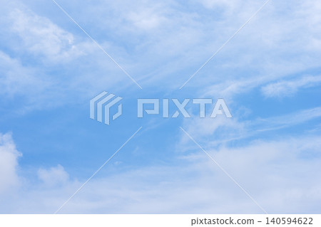 藍天，夏日天空，晴朗的夏日天空，六月景象 [東京] 140594622