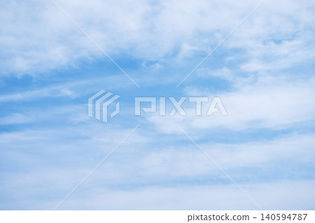 藍天，夏日天空，晴朗的夏日天空，六月景象 [東京] 140594787