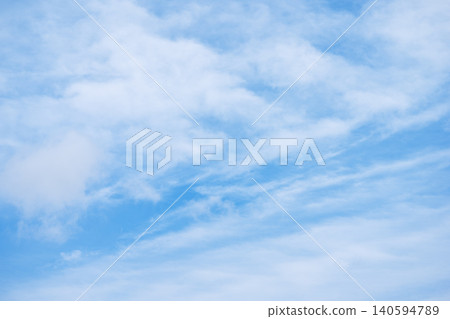 Blue sky, summer sky, clear summer sky, June image [Tokyo] 140594789