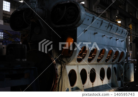 Crankshaft Crankshaft 140595743