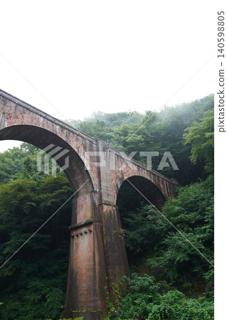 臼井峠、臼井峠鐵路設施、鐵路遺產、鐵路設施、鐵路、信越線、Abt系統鐵路、Abt道路、眼鏡橋、臼井 臼井峠、臼井峠鐵路設施、鐵路遺產、鐵路設施、鐵路、信越線、Abt系統鐵路、Abt道路、眼鏡橋、臼井 140598805