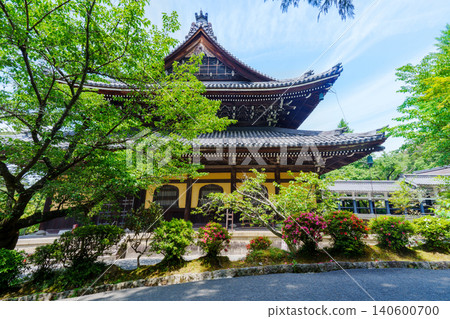綠樹環繞的南禪寺法堂 綠樹環繞的南禪寺法堂 140600700