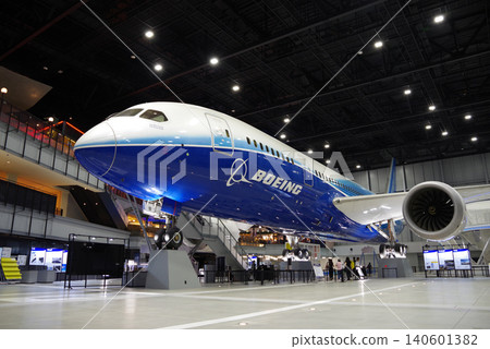 Chubu Centrair International Airport "Flight of Dreams" 140601382
