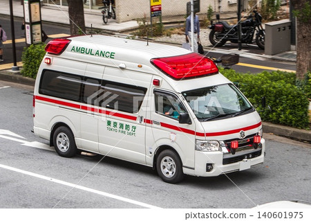 東京消防局救護車 140601975