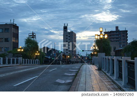 Asanogawa Bridge in the early morning Asanogawa Bridge in the early morning 140607260
