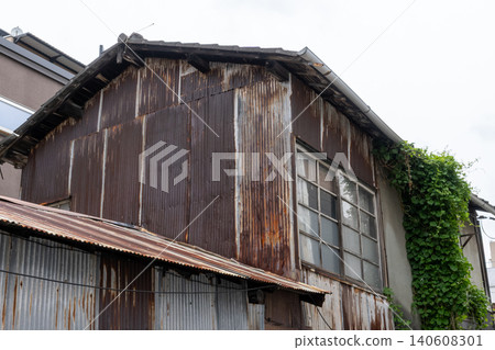 日本岡山縣岡山市古老而美麗的建築 日本岡山縣岡山市古老而美麗的建築 140608301