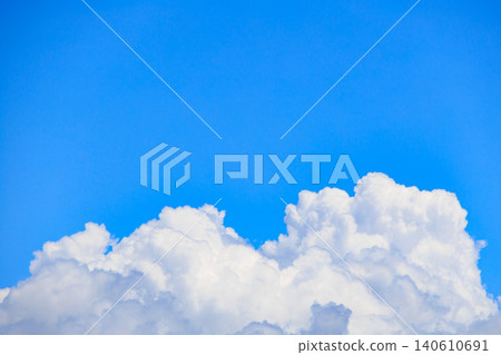 Summer Sky and Ice Cloud Summer Sky and Ice Cloud 140610691
