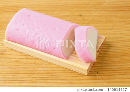 Kamaboko(魚餅)- 成分 Kamaboko(魚餅)- 成分 140611527