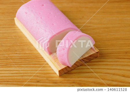 Kamaboko（魚餅）- 成分 140611528