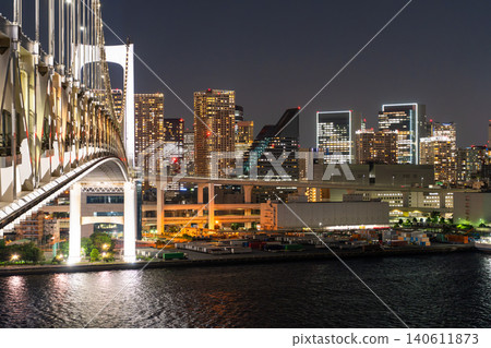Rainbow Bridge and the Odaiba city night view Rainbow Bridge and the Odaiba city night view 140611873