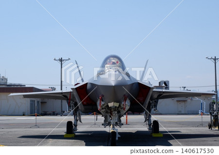 日本航空自衛隊的F-35A隱形戰鬥機 日本航空自衛隊的F-35A隱形戰鬥機 140617530