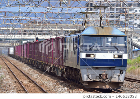 Tokaido Main Line Hiratsuka JR Freight EF210-160 (Suita) Tokaido Main Line Hiratsuka JR Freight EF210-160 (Suita) 140618058