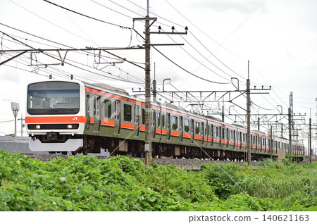 Musashino Line, Minami-Koshigaya - Higashi-Kawaguchi, JR East, 209 series, M81 formation (Makuhari) 140621163