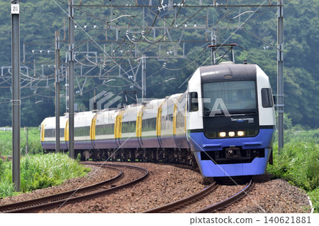 Sobu Main Line, Monoi - Sakura, JR East, 255 series, Be-05 formation (Makuhari), Sazanami, Wakashio Sobu Main Line, Monoi - Sakura, JR East, 255 series, Be-05 formation (Makuhari), Sazanami, Wakashio 140621881