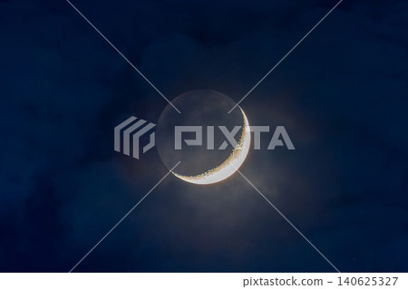 Crescent moon in the dark night Crescent moon in the dark night 140625327