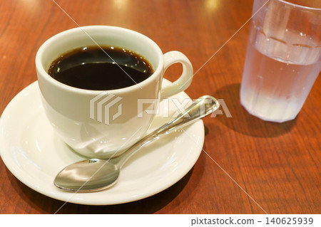 [Table Photo] Image of coffee 140625939