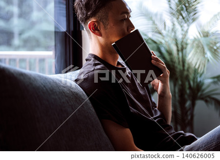 讀在長沙發的一個人 140626005