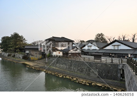 View of the Sankyo Warehouses and Niida River from Sankyo Bridge (Sakata City, Yamagata Prefecture) 140626058