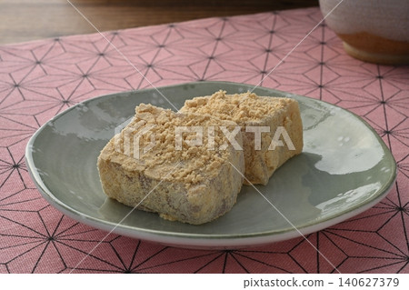 Kibi Mochi (millet rice cake) - Koumeido Kibi Mochi (millet rice cake) - Koumeido 140627379