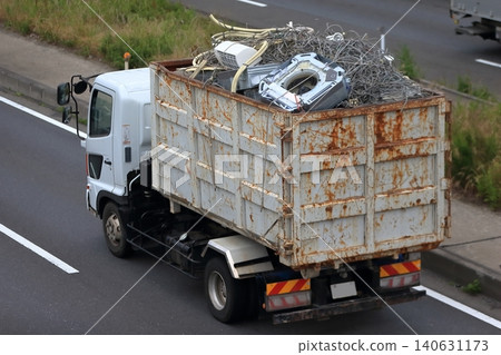 scrap transport vehicle 140631173