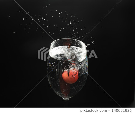 Cherry blossom water splashes Cherry blossom water splashes 140631925