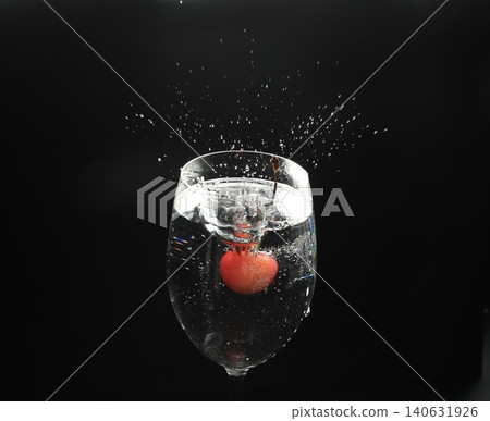 Cherry blossom water splashes Cherry blossom water splashes 140631926