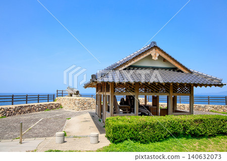 <島根縣>手必神浦台場公園：涼亭與複製大砲 140632073
