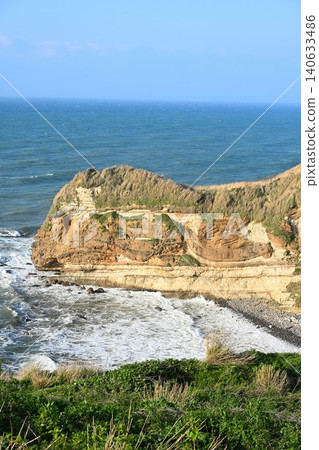 Folds within the Ushigakubi Formation at Kasashima Coast (Kashiwazaki City, Niigata Prefecture) Folds within the Ushigakubi Formation at Kasashima Coast (Kashiwazaki City, Niigata Prefecture) 140633486