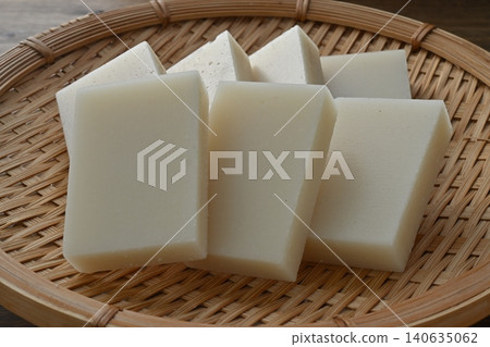 Cut rice cake Cut rice cake 140635062