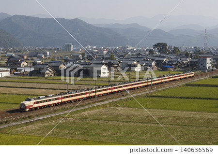 489系列引擎蓋型限量快車“Raicho” 489系列引擎蓋型限量快車“Raicho” 140636569