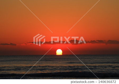 beautiful beach sunrise beautiful beach sunrise 140636872