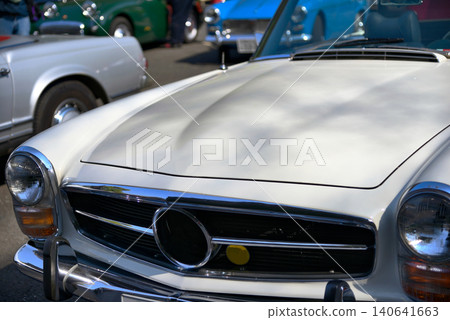 [Kanagawa] Yokosuka Kurihama A scene of a classic car day held in Hana no Kuni 140641663