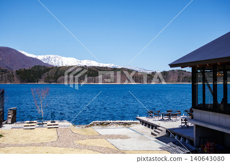 The pure spring scenery of Lake Aoki in Omachi City, Nagano Prefecture. The pure spring scenery of Lake Aoki in Omachi City, Nagano Prefecture. 140643080