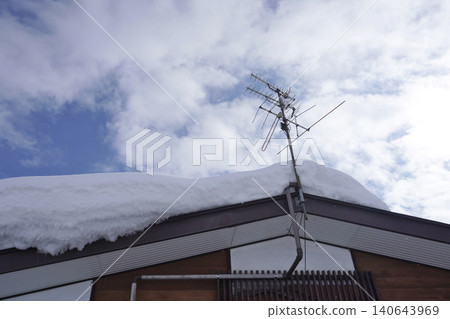 積雪覆蓋的八木天線 07 140643969