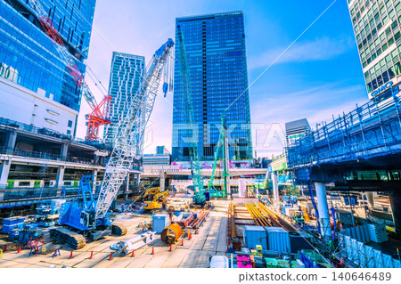 東京城市景觀，6月17日。澀谷站西口上方的新設施建設規劃…神鋼Mastertech 7120G… 140646489