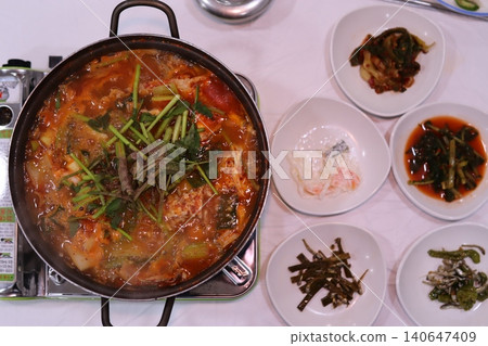 Korean Hot Pot with Side Dishes Korean Hot Pot with Side Dishes 140647409